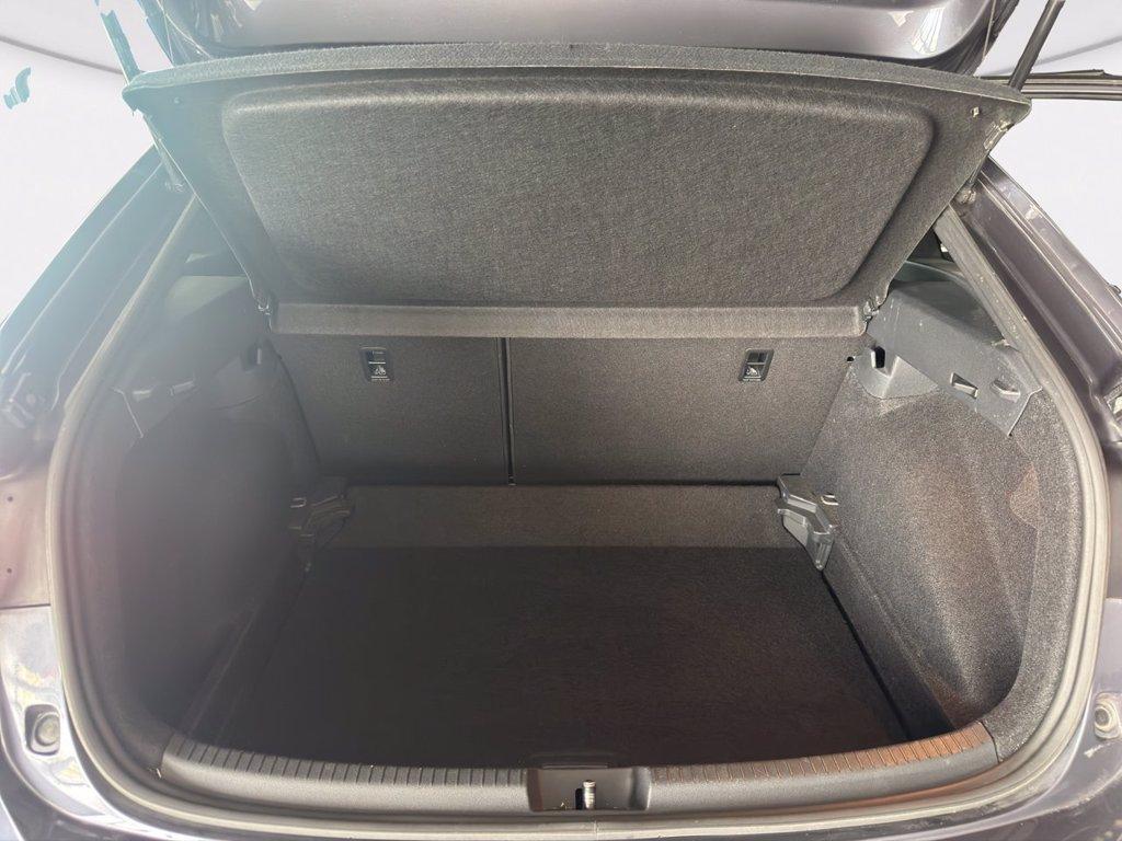 VOLKSWAGEN Taigo 1.0 tsi r-line 110cv del 2022