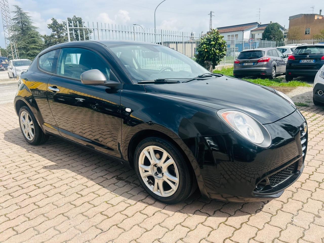 Alfa Romeo MiTo 1.3 JTDm-2 95 CV S&S Distinctive Sport Pack