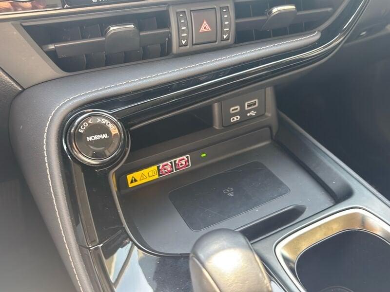 Lexus NX Hybrid Business 4WD