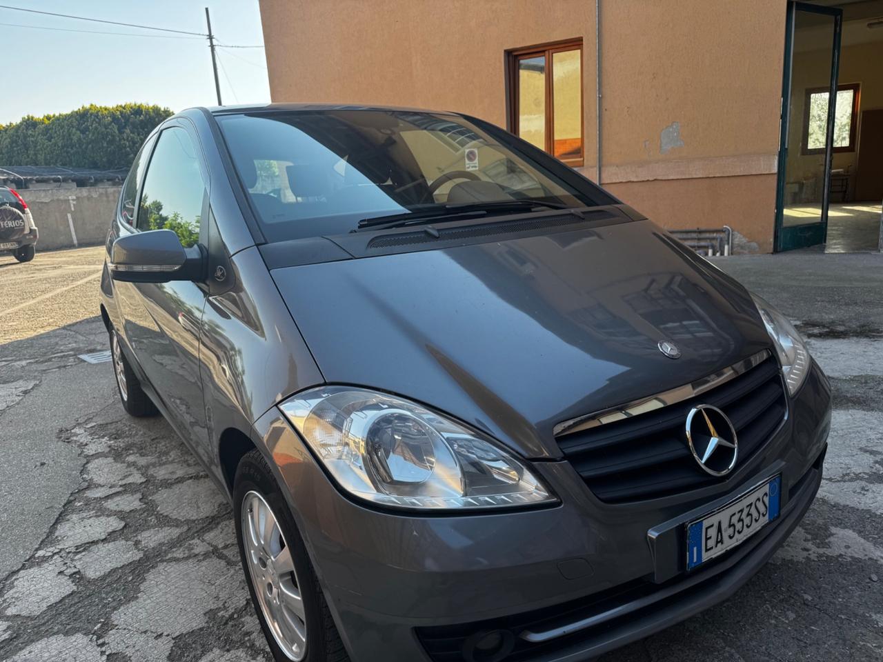 Mercedes-benz A 150 1.5 benzina, anno 2010