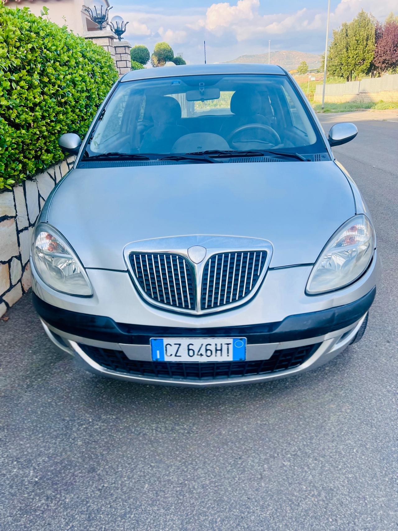 Lancia Ypsilon 1.3 Multijet 16V