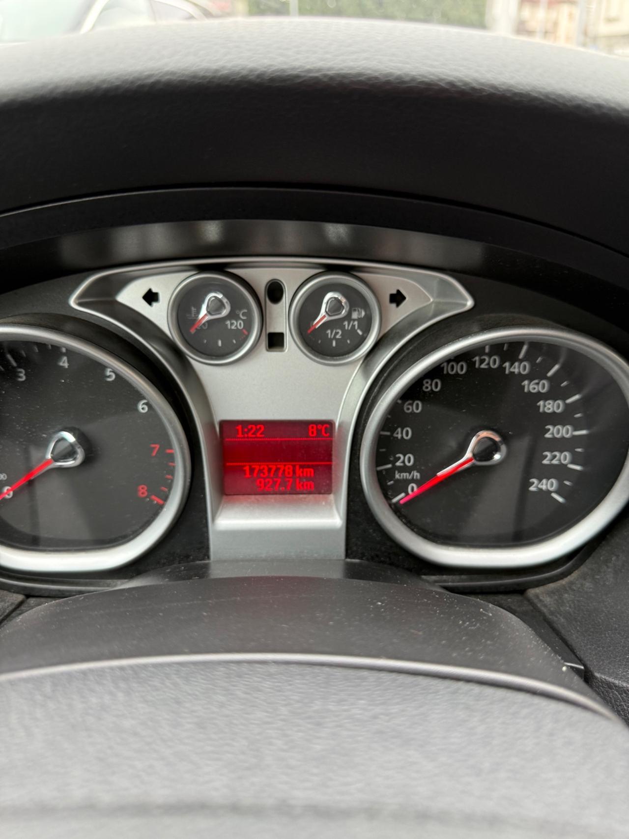 Ford Focus 1.6 (115CV) 5p. Bz.- GPL Titanium