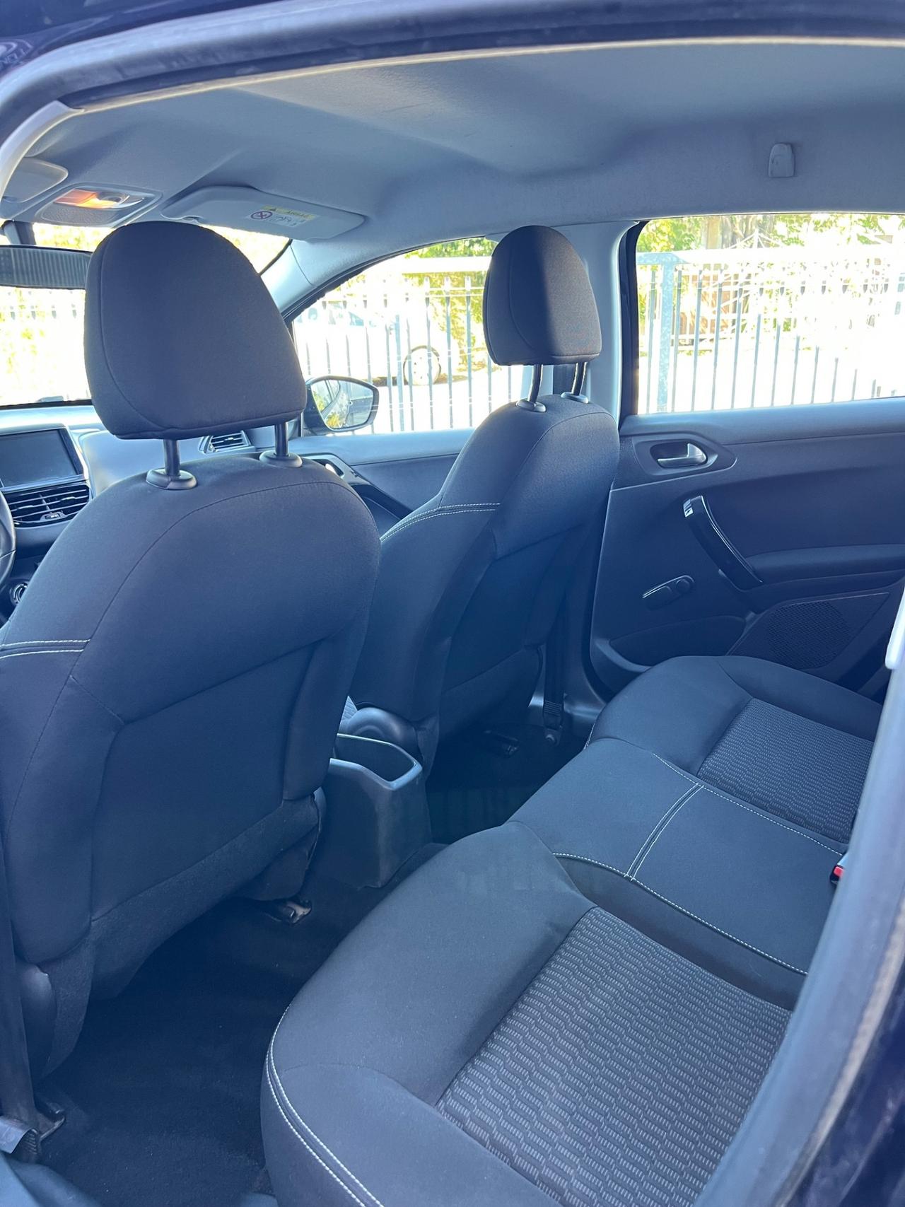 Peugeot 208 PureTech 82 5 porte Allure OCCASIONE NEOPAT