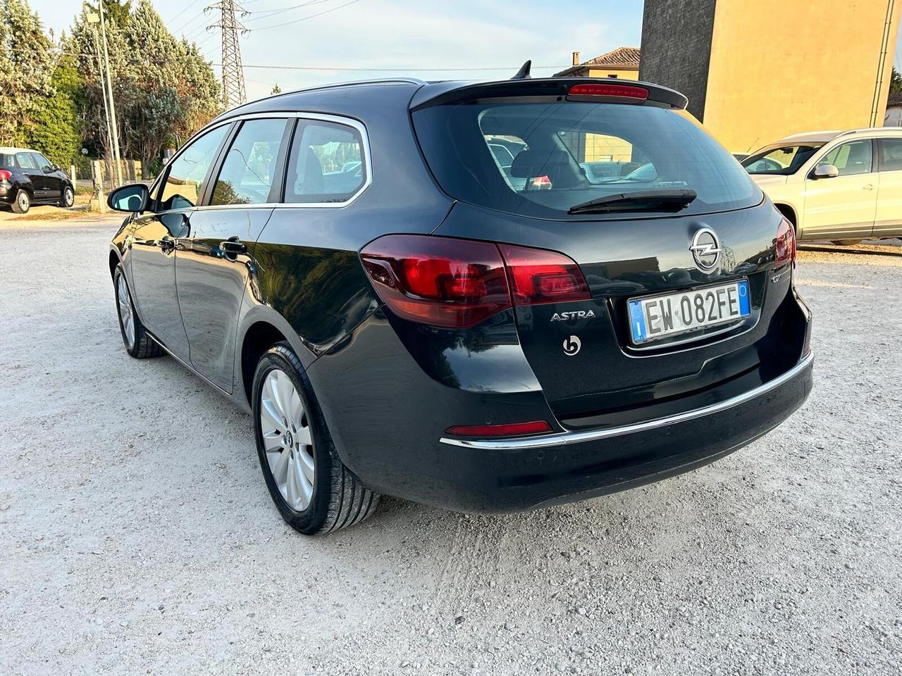 OPEL ASTRA 1.7CDTI 130CV COSMO TOP OK NEOPATENTATI
