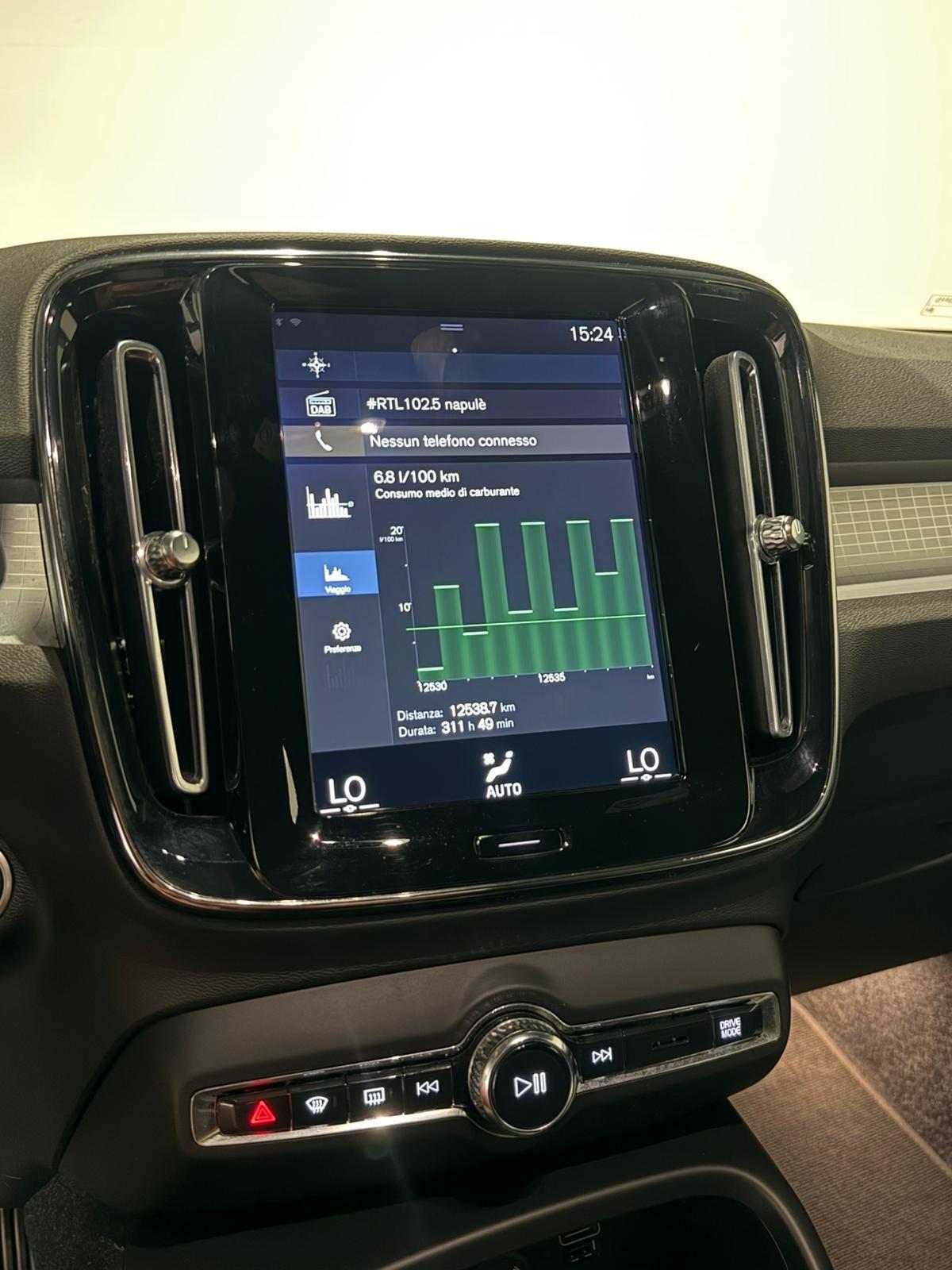 Volvo XC40 D3 Geartronic Momentum Pro