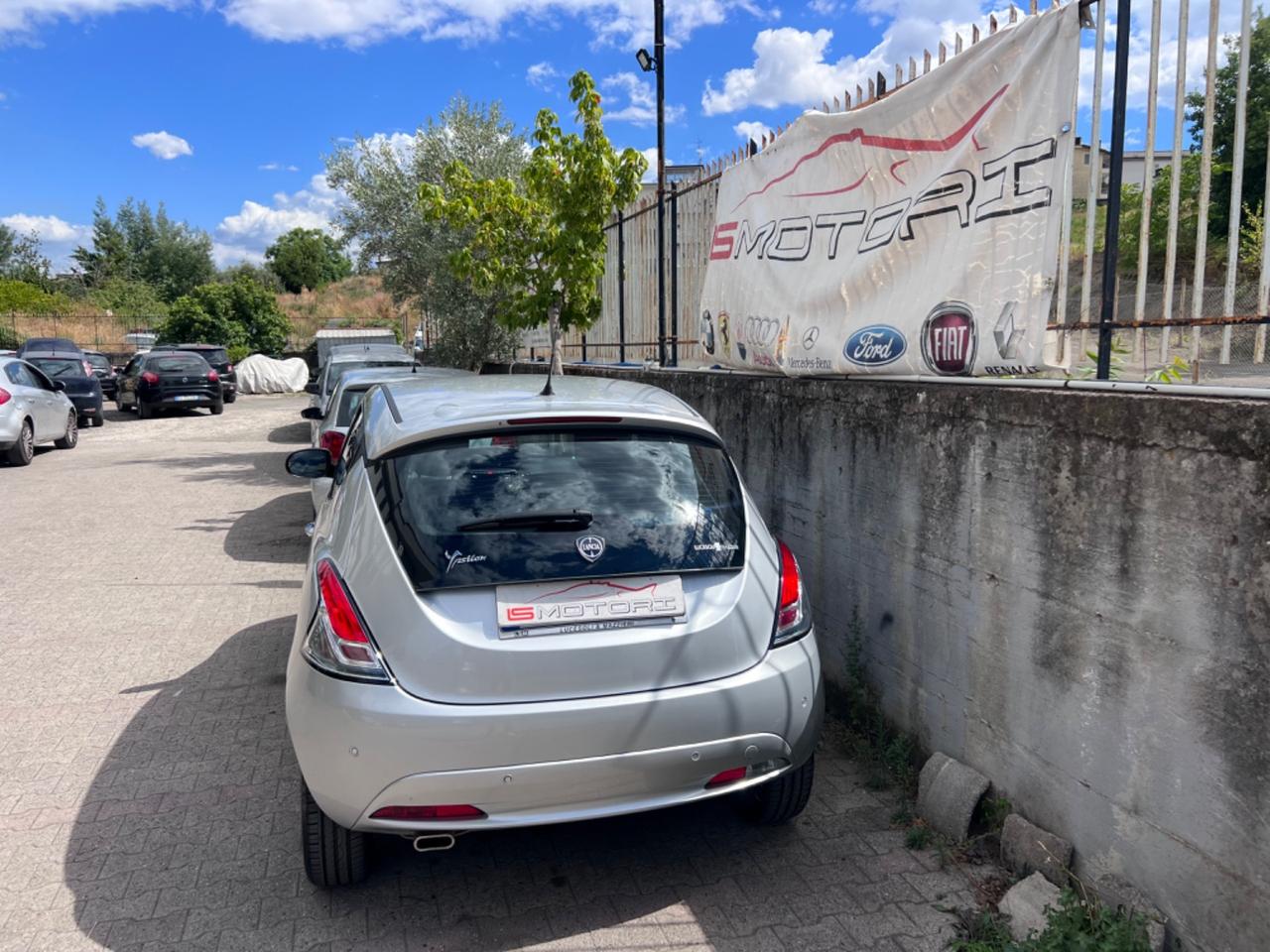 Lancia Ypsilon 1.2 69 CV 5 porte GPL Ecochic Gold