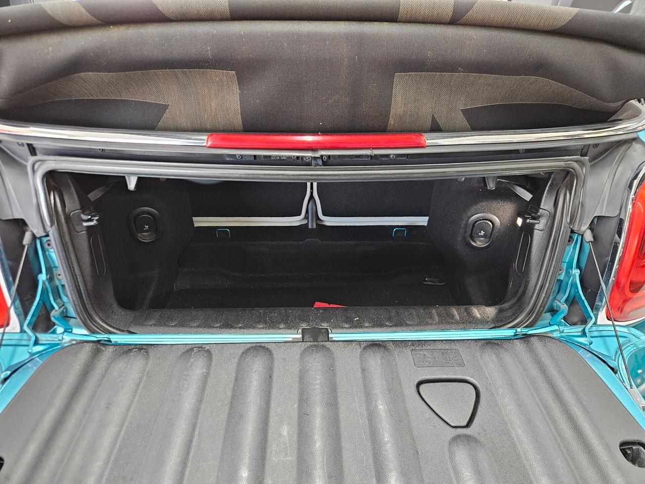 MINI John Cooper Works Cabrio 2.0 auto