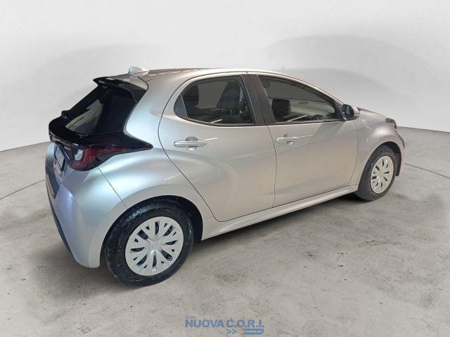 TOYOTA Yaris 1.5 Hybrid 5 porte Active