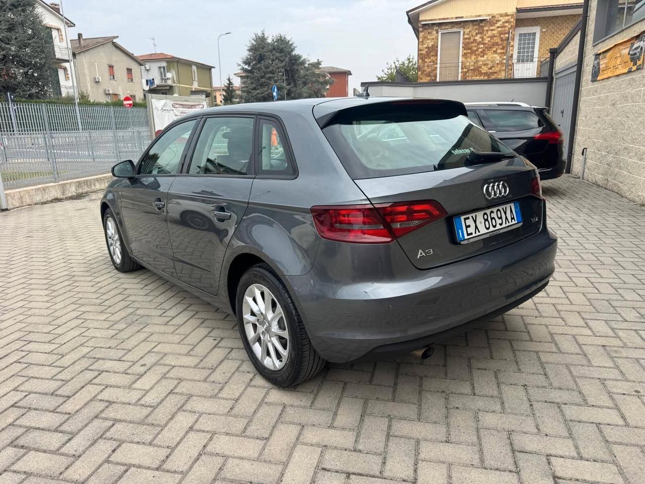Audi A3 SPB 1.6 TDI clean diesel Admired