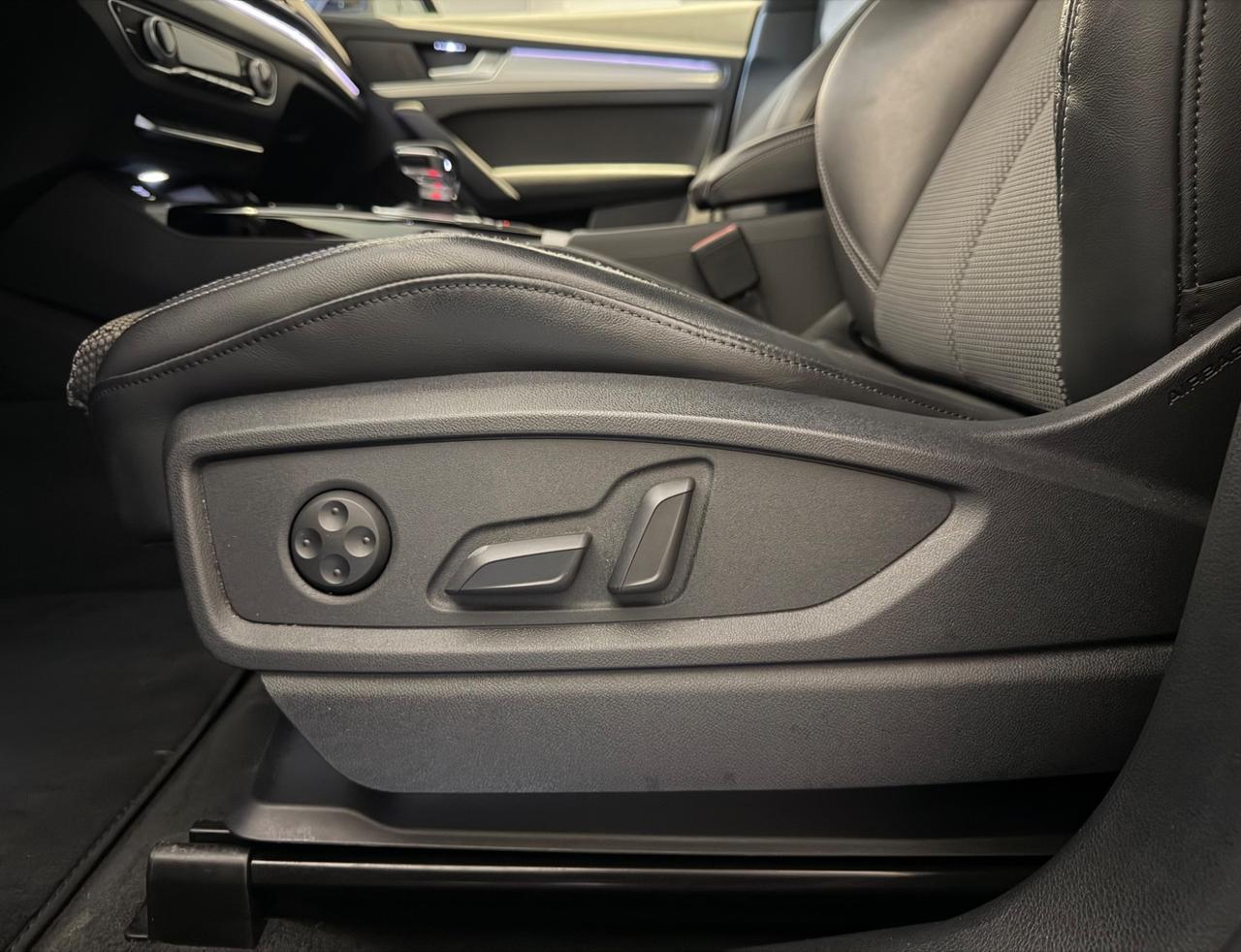 Audi Q5 Sportback 40 2.0 Tdi 204CV SLINE quattro