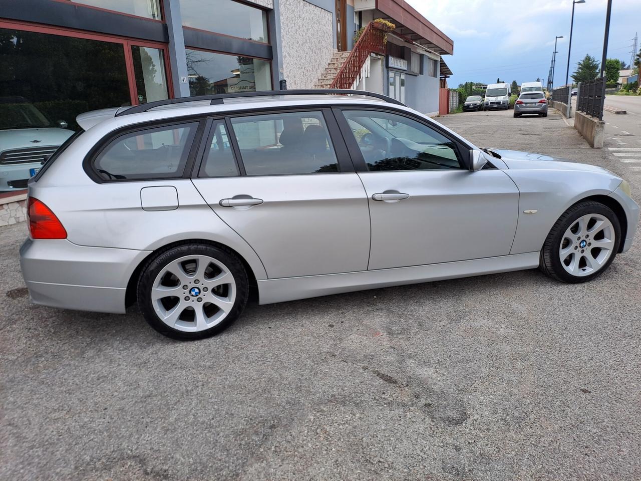 Bmw 320 320d cat Touring Attiva
