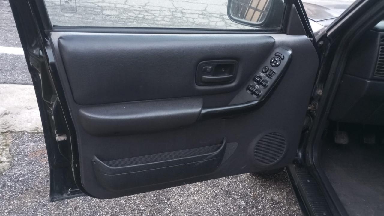 Jeep Cherokee 2.5 TD 5 porte LIMITED