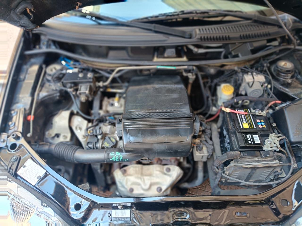 FIAT PUNTO 1.2 5PORTE-NEOPATENTATI-Euro 3100-