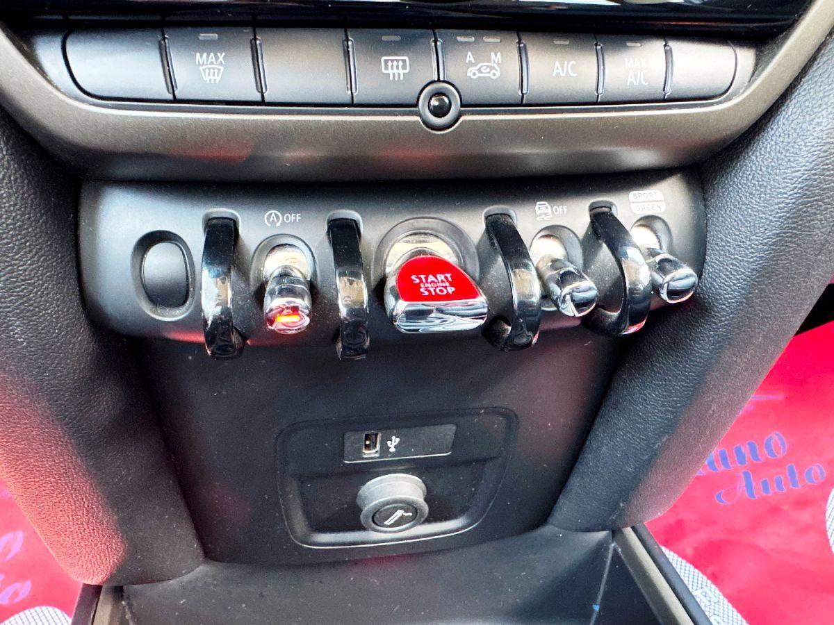 MINI - Countryman Mini 2.0 Cooper D auto#FARI FULL LED!