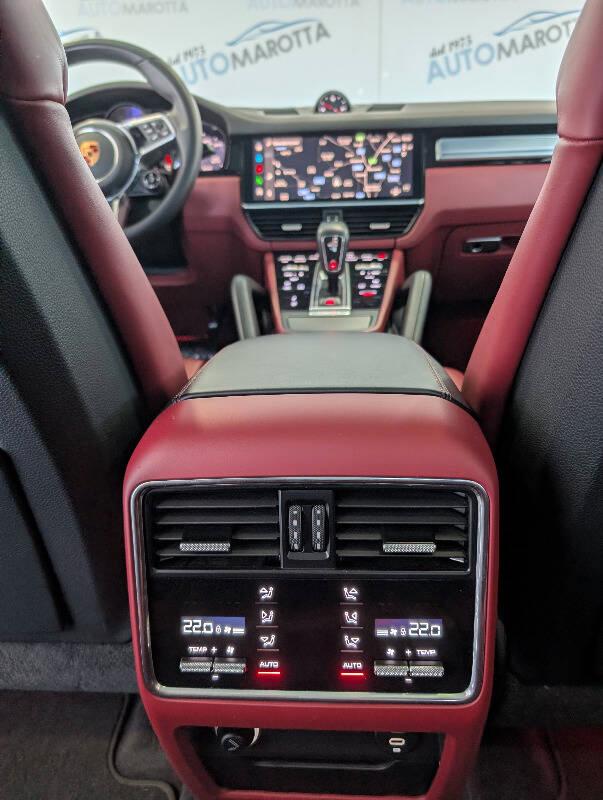 Porsche Cayenne 3.0 e-hybrid Platinum Edition! KM REALI!