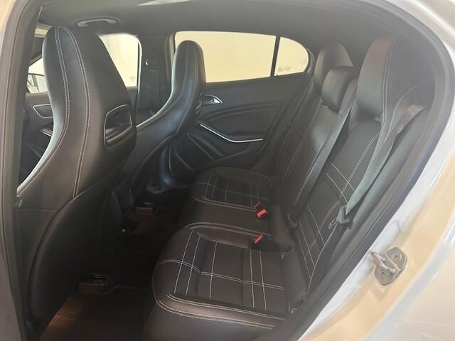 Mercedes-benz GLA 200 CDI Automatic 4Matic Sport