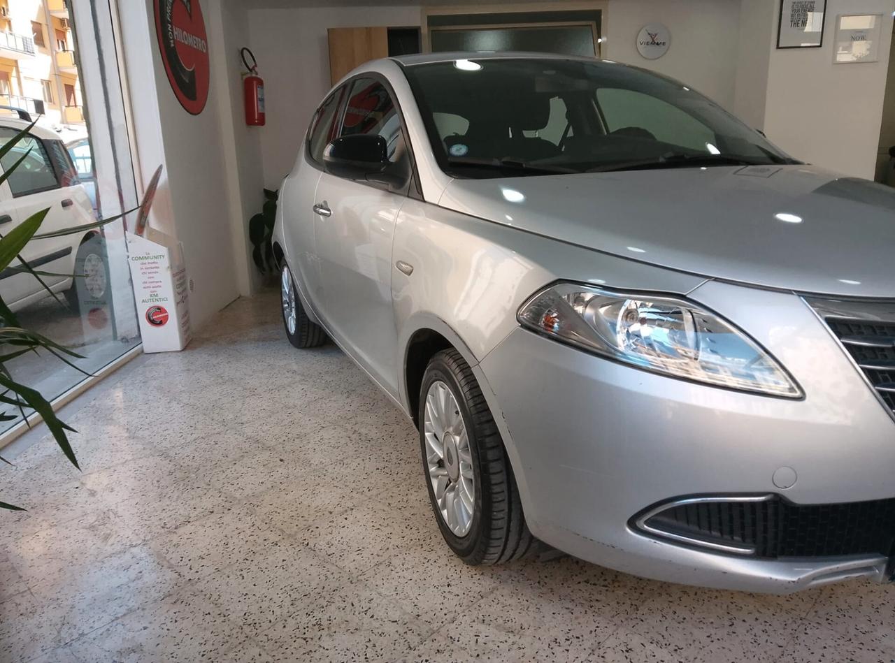 Lancia Ypsilon 1.2 69 CV 5 porte Elle