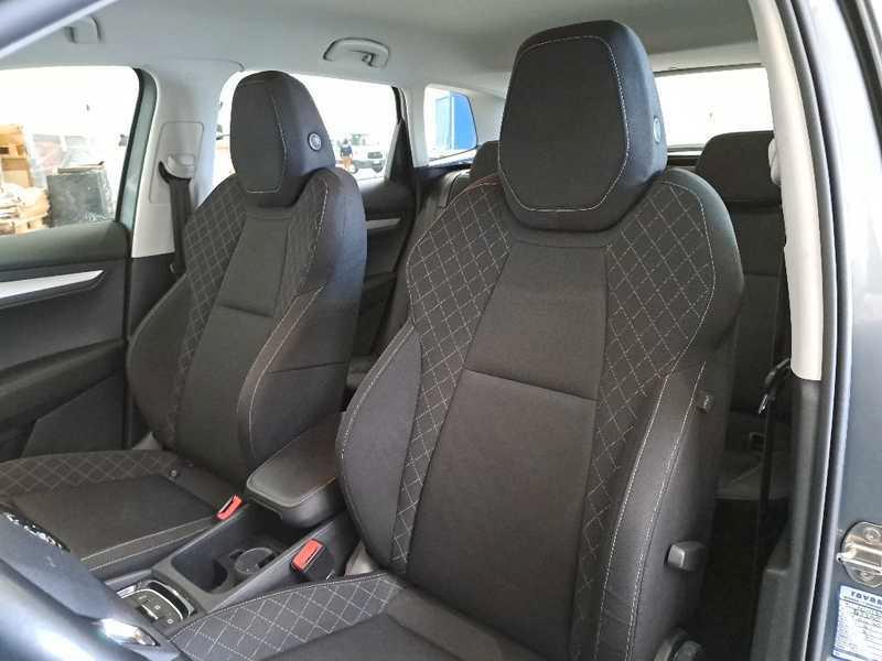 SKODA KAROQ 1.6 TDI SCR EXECUTIVE DSG