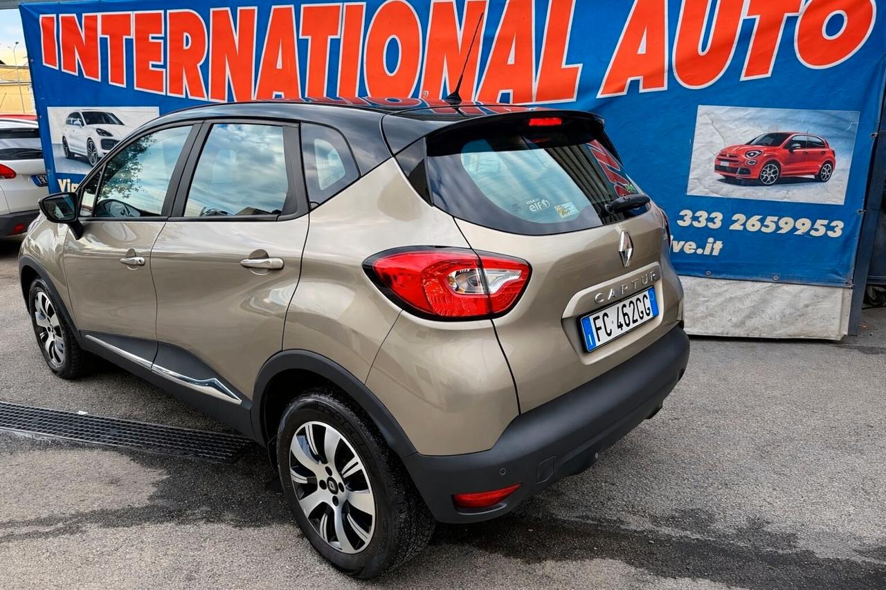 Renault Captur dCi 8V 90 CV EDC Start&Stop Energy Iconic