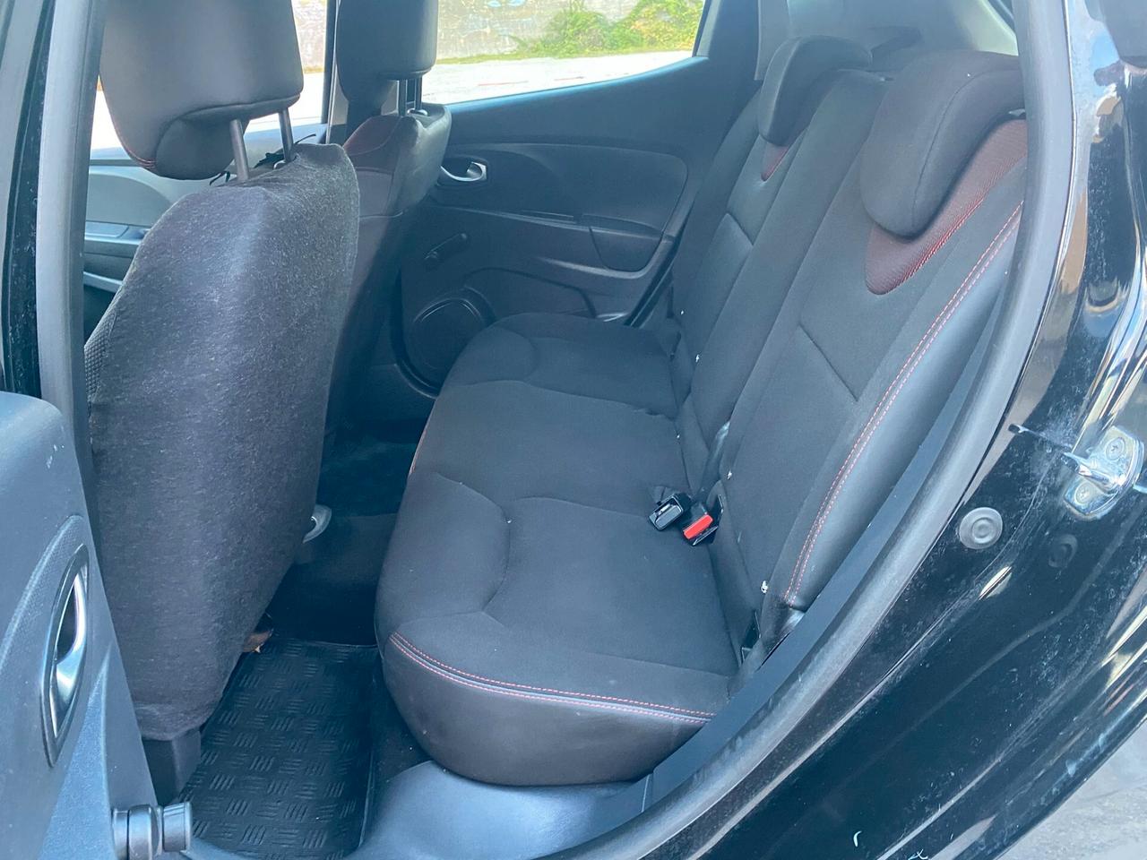 Renault Clio 1.5dci 75cv full opt AUTOCARRO 2016