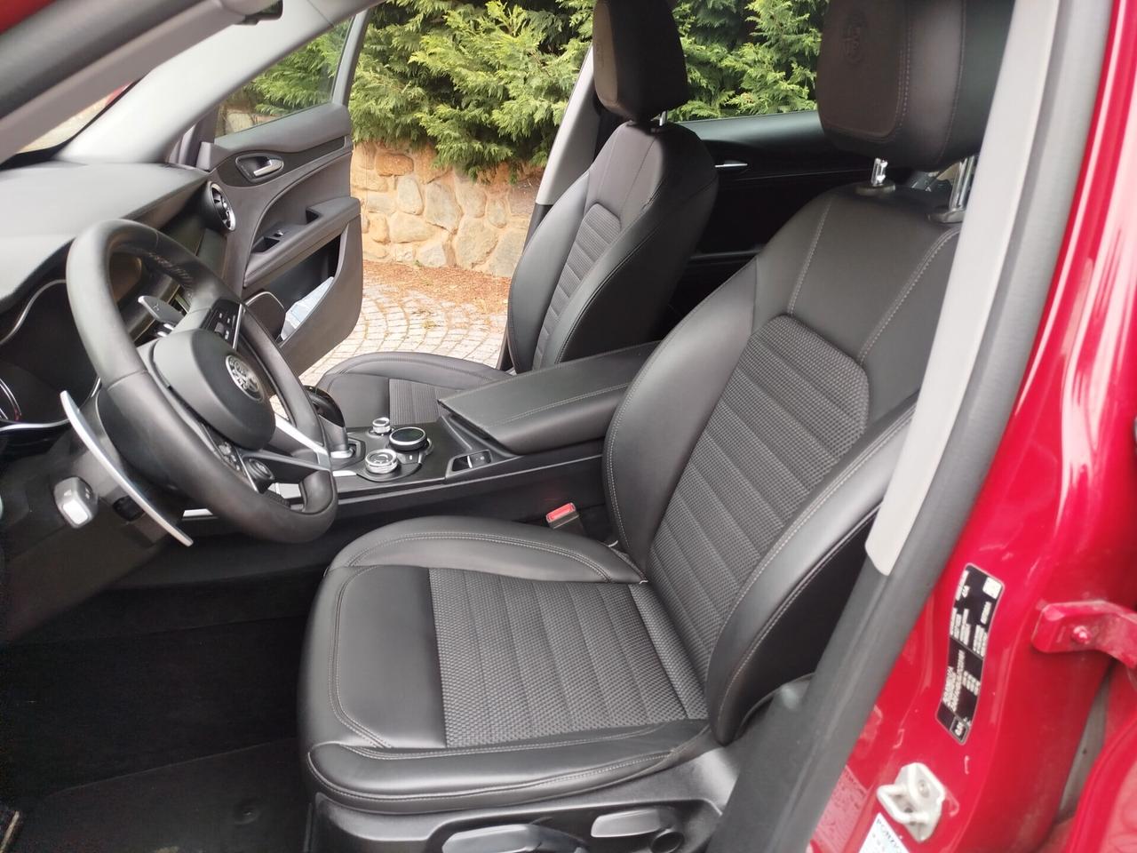 Alfa Romeo Stelvio 2.2 Turbodiesel 210 CV AT8 Q4 Super