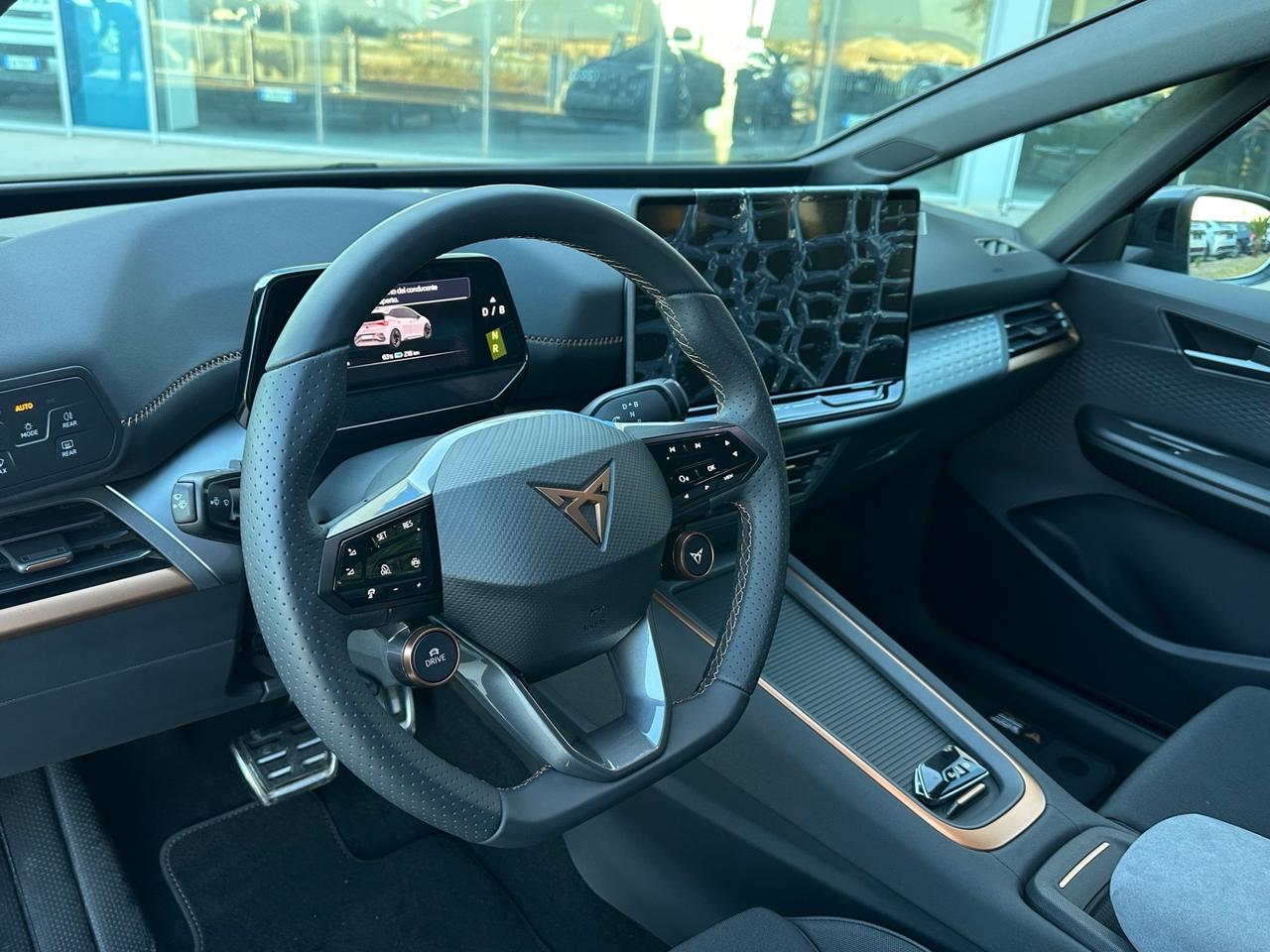 CUPRA Born Impulse+ 231cv possibilità noleggio no scoring