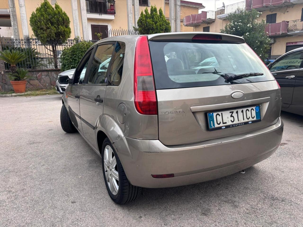 Ford Fiesta 1.4 TDCi 5p. Ghia