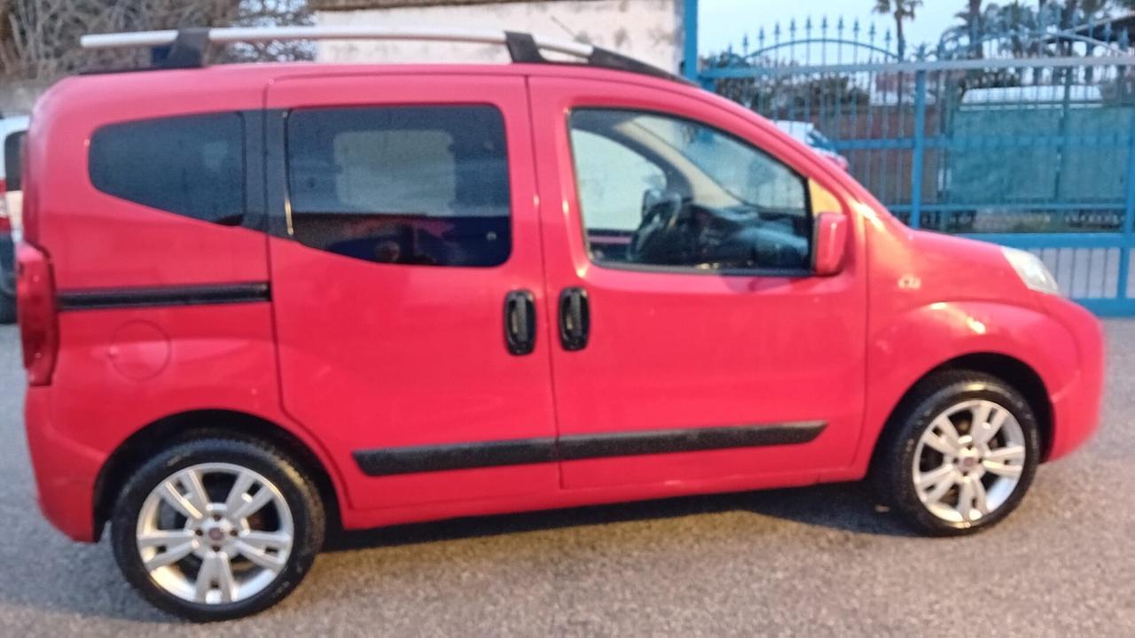 Fiat qubo 5P-1.4 metano emoticon-12/2010