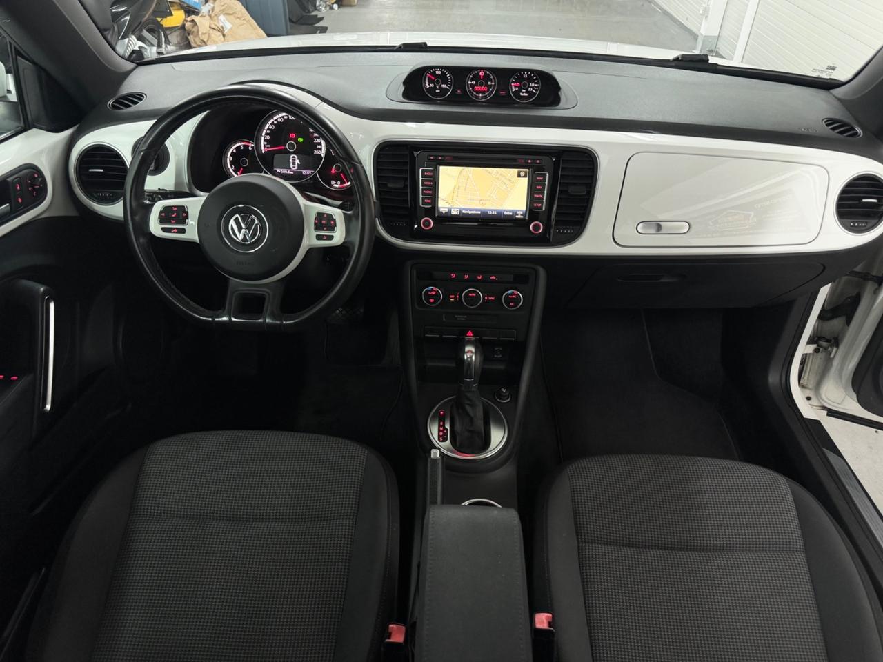 Volkswagen Maggiolino 1.6 TDI DSG Design