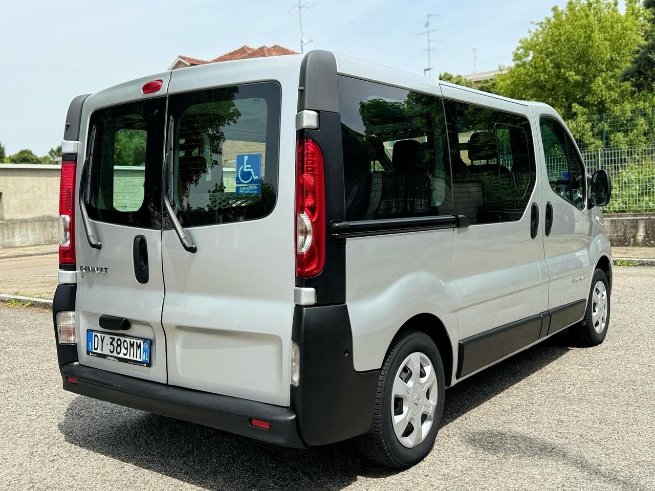 Renault Trafic T27 2.0 dCi/115 PC-TN Passenger Confort
