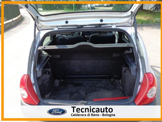 RENAULT Clio 1.2 16V cat 5 porte Confort