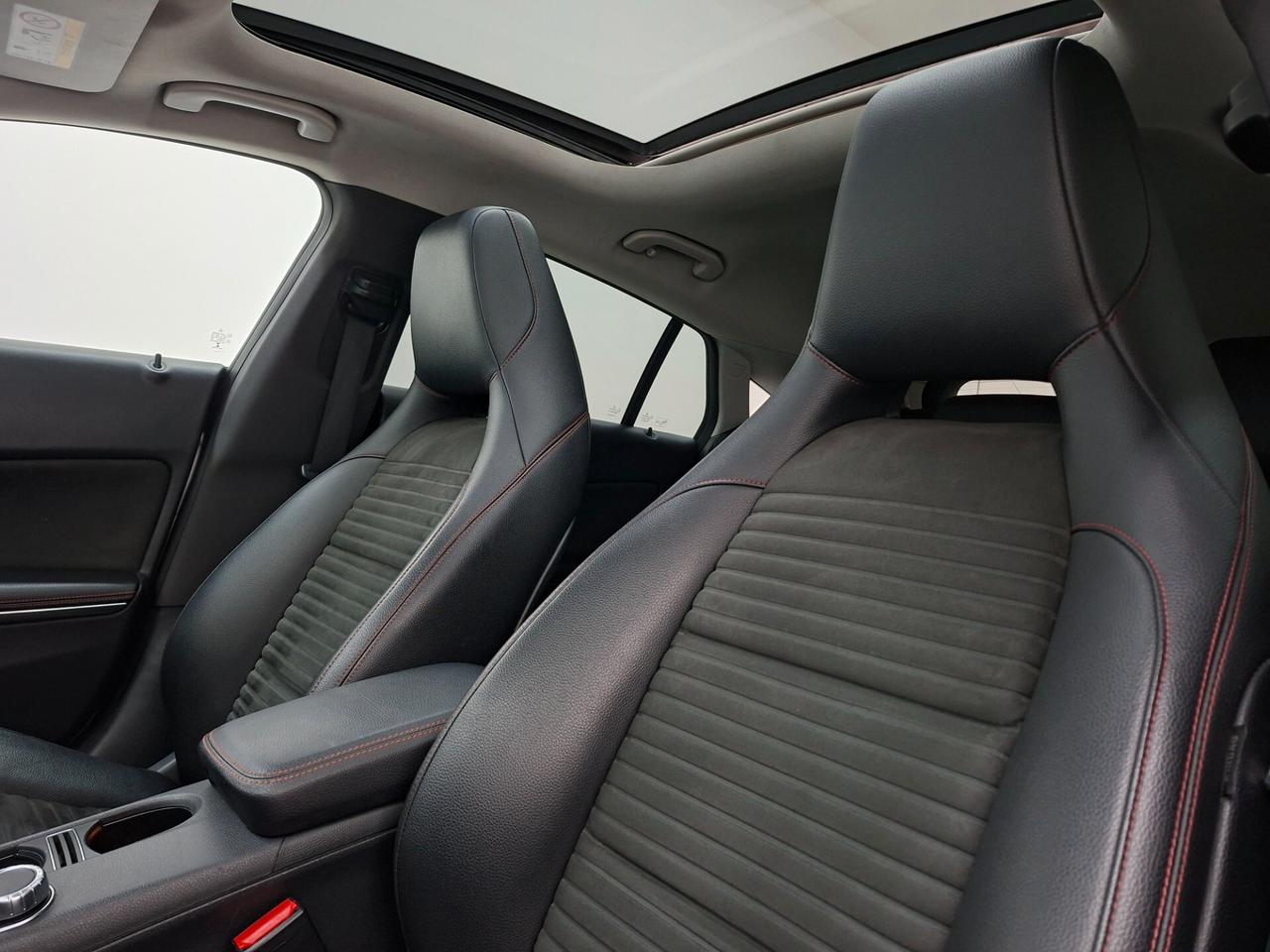 Mercedes-Benz CLA Shooting Brake 200d 4Matic Automatic Premium