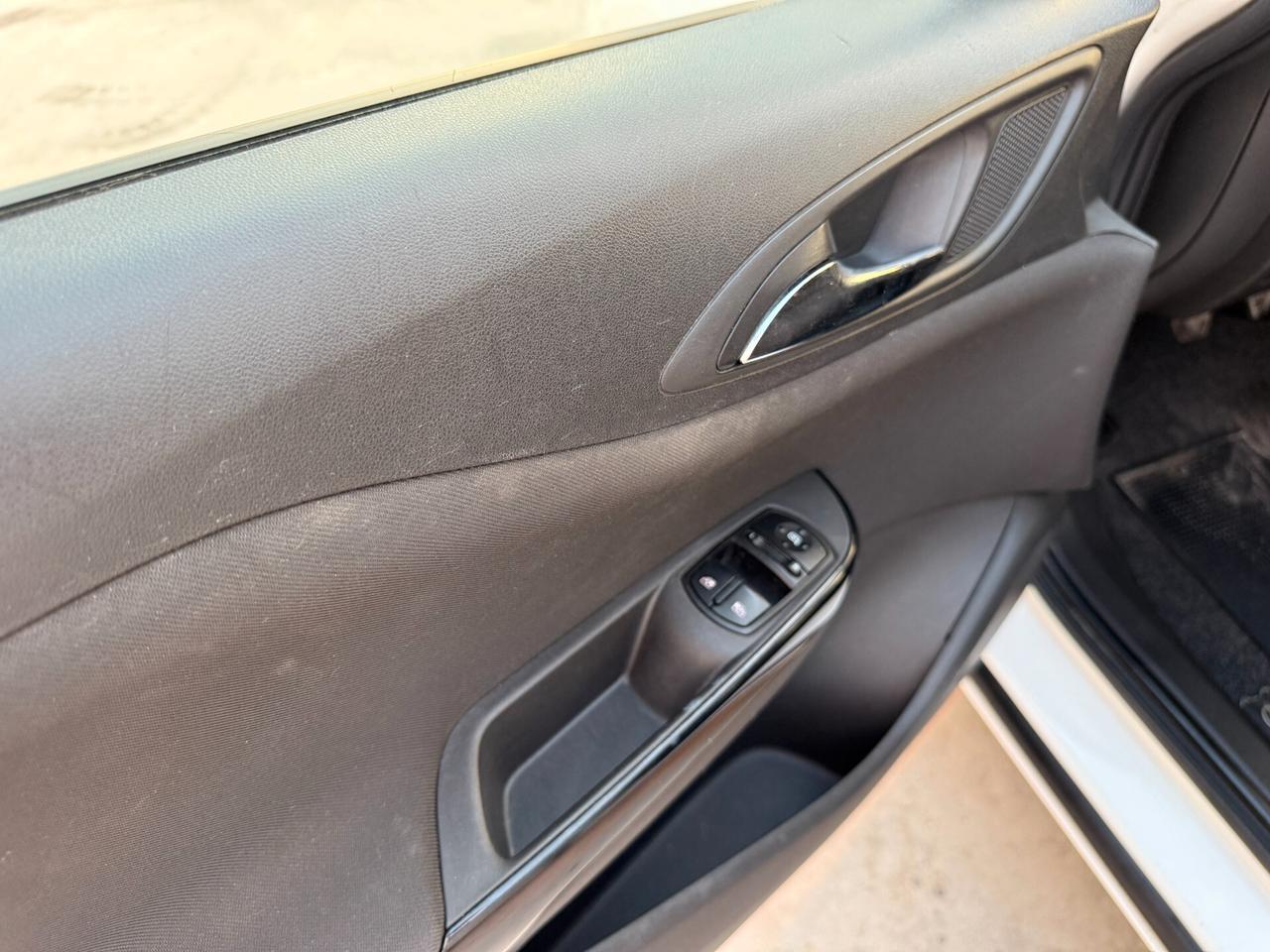 OPEL CORSA ANNO 2016 1.4 BENZ/GPL CASA MADRE 90CV
