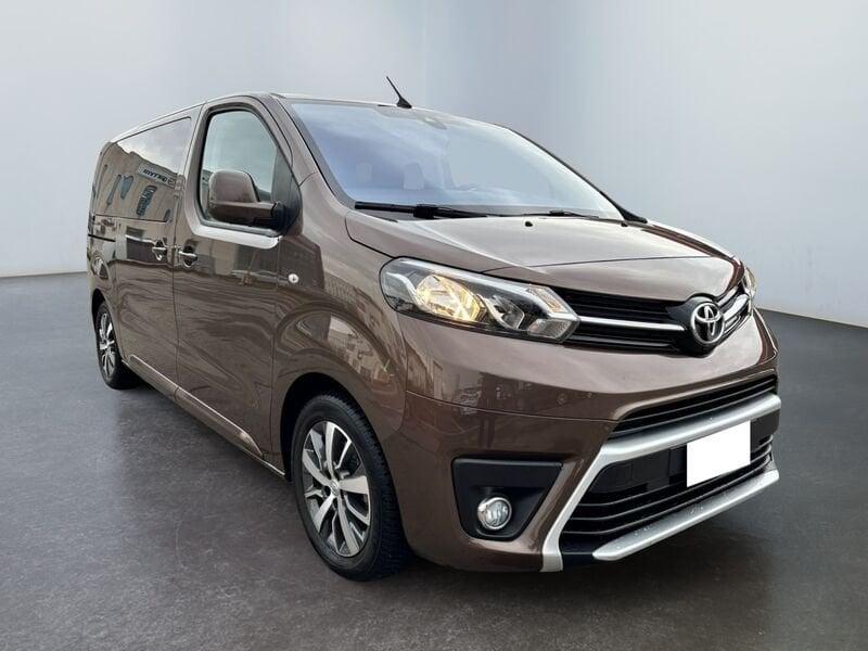 Toyota Proace Verso 2.0D 144Cv M/T L2 Executive 8 p.