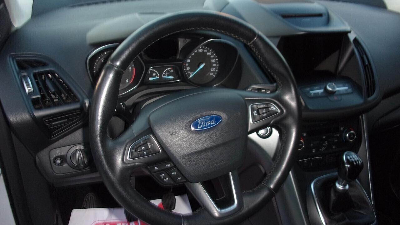 Ford Kuga 1.5 TDCI 120 CV S&S 2WD Titanium