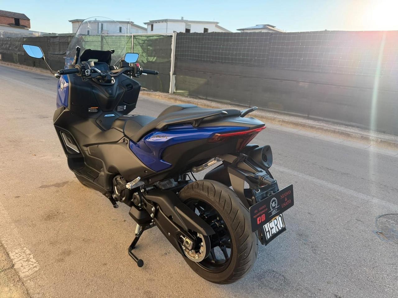 Yamaha T Max 560
