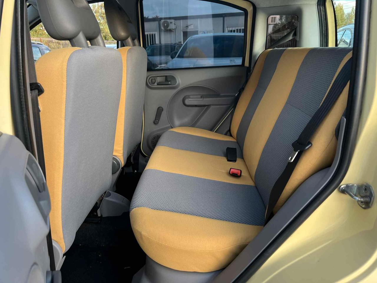 Fiat Panda 1.3 MJT 4x4 --BEN TENUTA-