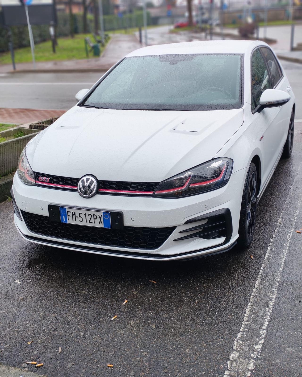 Volkswagen Golf GTI Performance 2.0 245 CV TSI DSG 5p. BMT