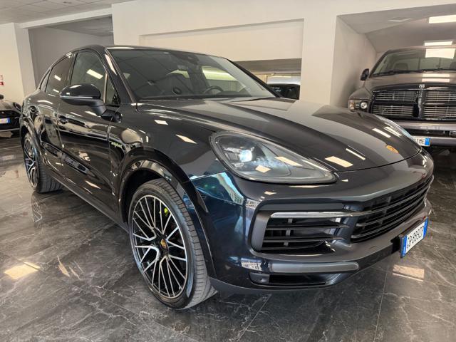 PORSCHE Cayenne 3.0 V6 E-Hybrid / CHRONO / P.H.A.S.M. / TETTO