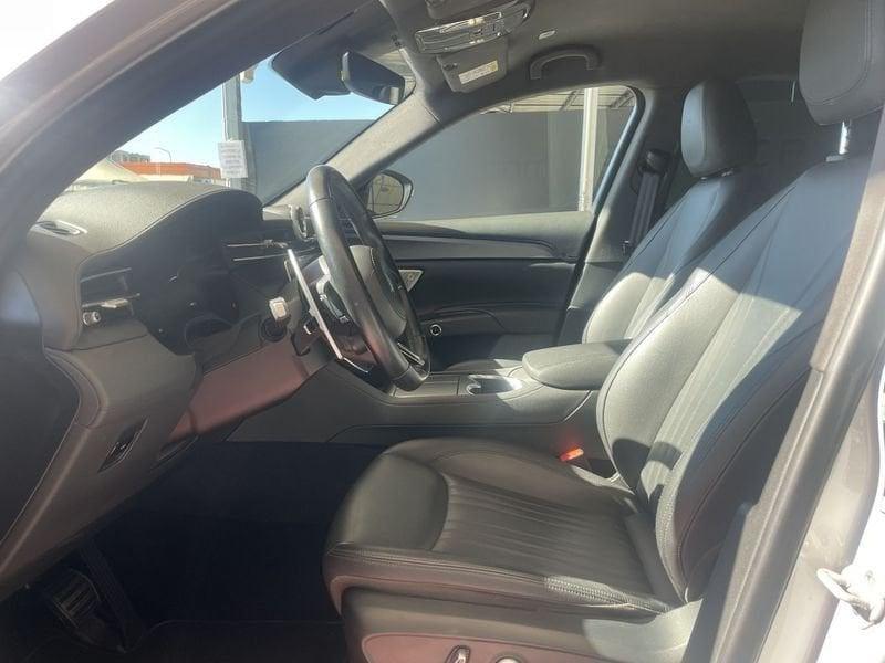 Maserati Grecale MHEV 300 CV AWD GT Q4