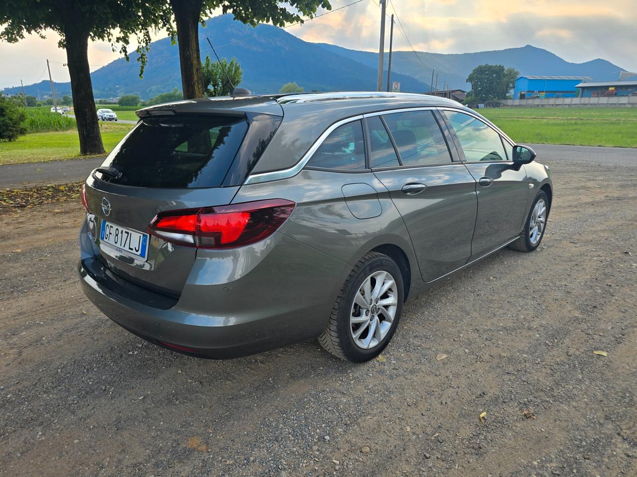 Opel Astra 1.5 CDTI 122 CV S&S AT9 Sports Tourer Business Eleg.