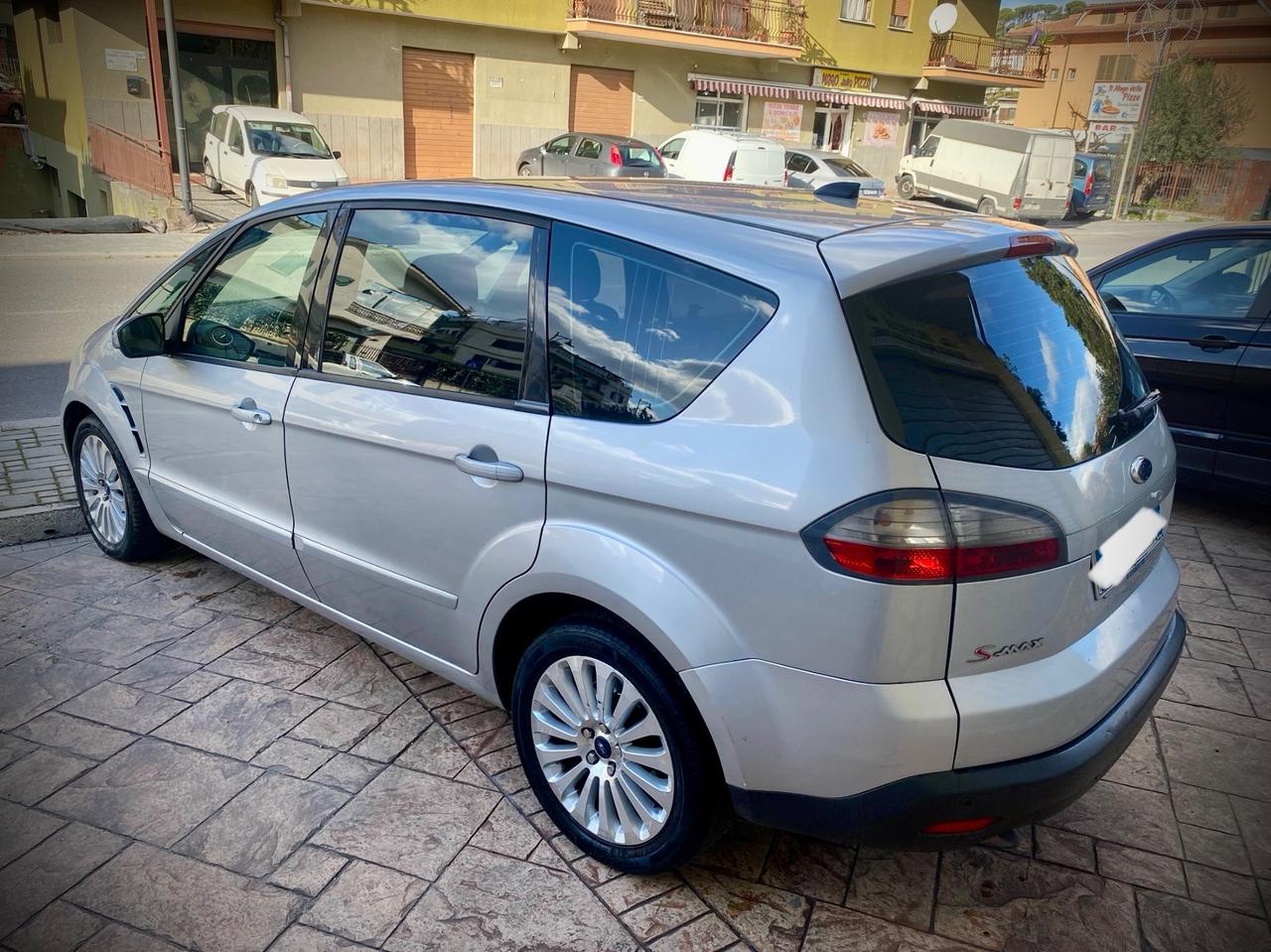 Ford S-Max 2.0 TDCi 7 posti