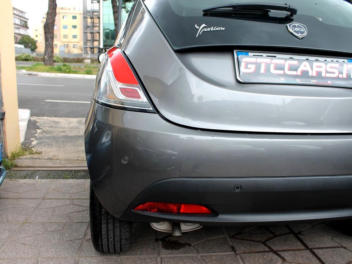 Lancia Ypsilon 1.2 69 CV 5 porte GPL Ecochic Elefantino Blu GPL CASAMADRE 69cv SENSORI PARK UNIPRO IVA DED