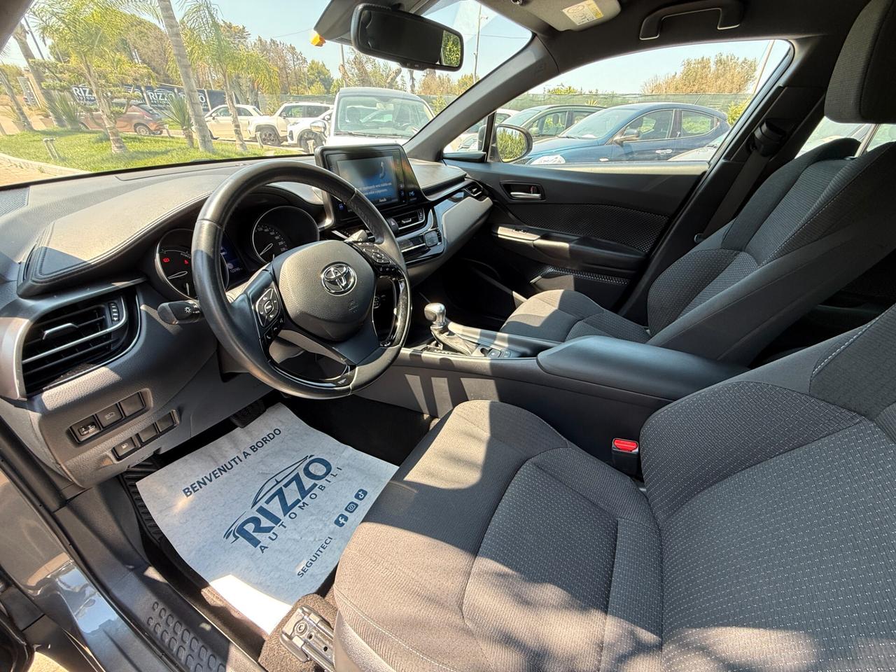 TOYOTA C-HR 1.8 Hybrid E-CVT 122CV NAVI LED
