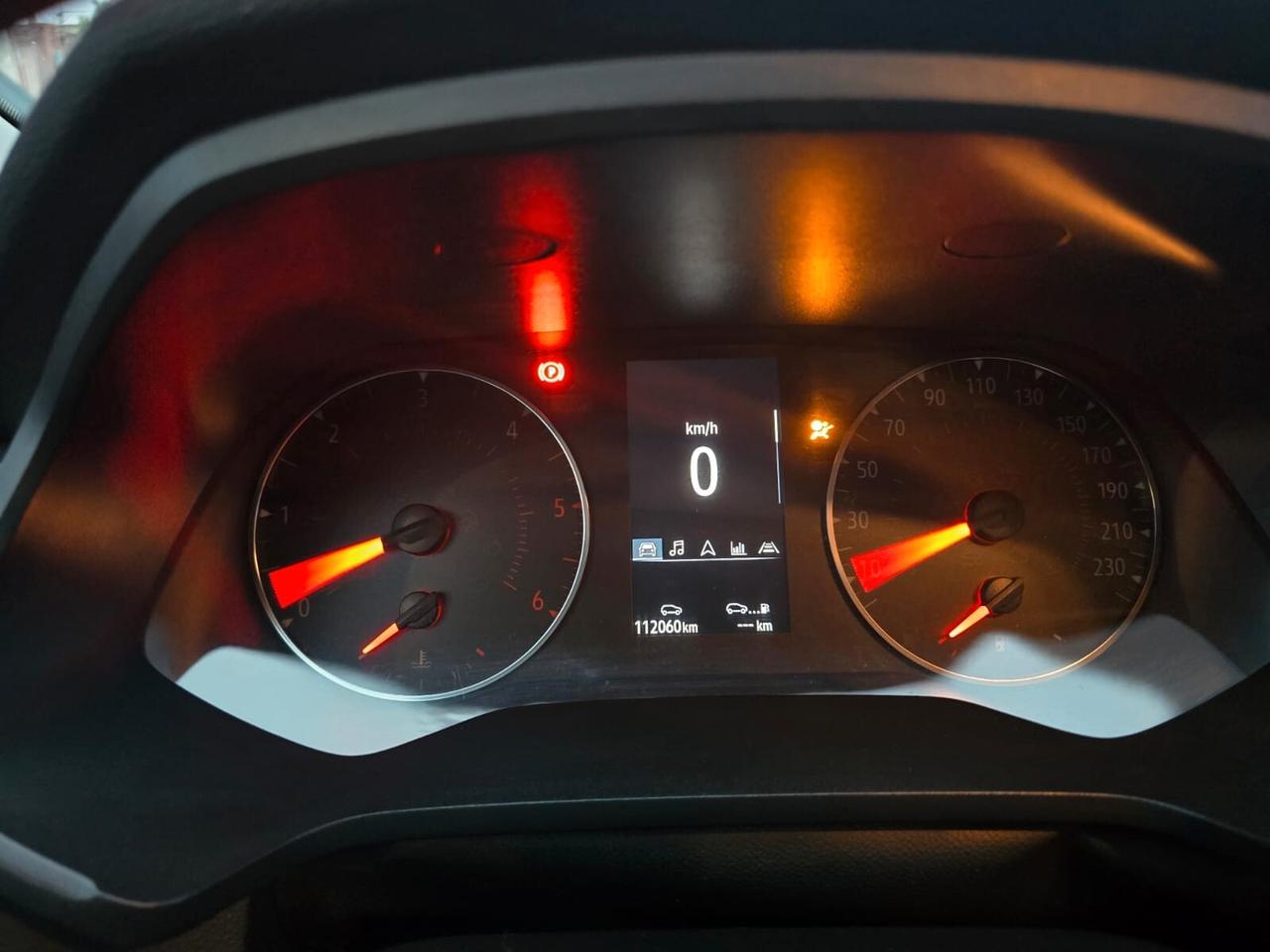 Renault Captur Blue dCi 115 CV EDC Initiale Paris