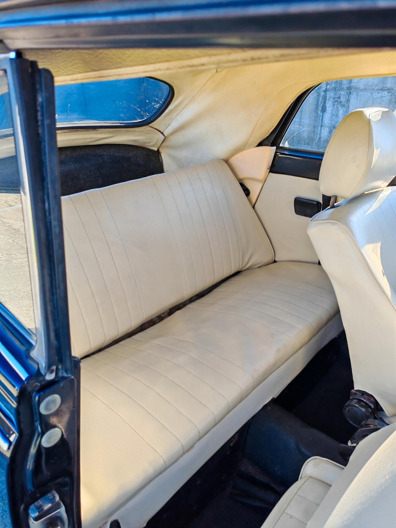 VW Maggiolino CABRIO