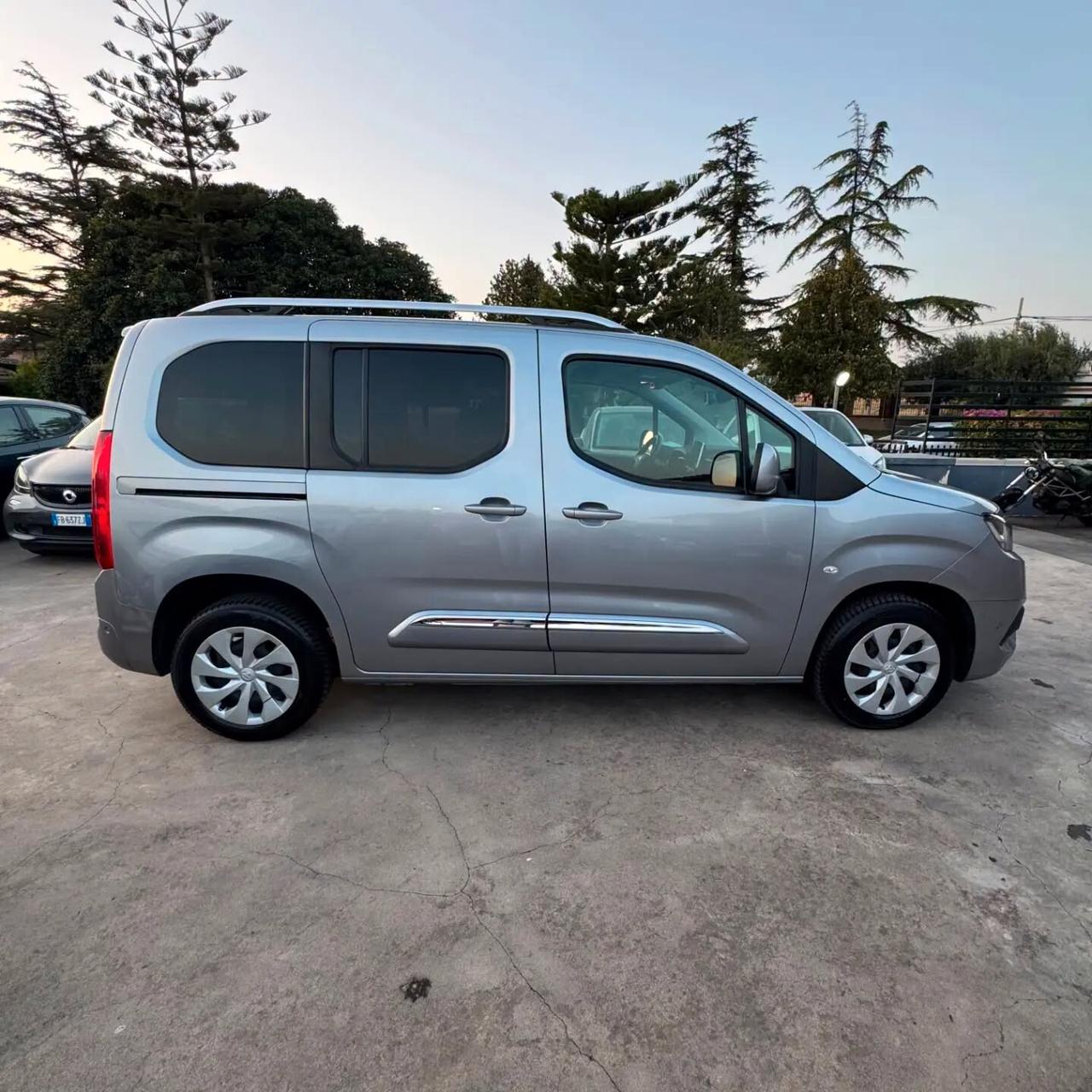 Toyota Proace 1.5 HDI 130CV STRAFUL