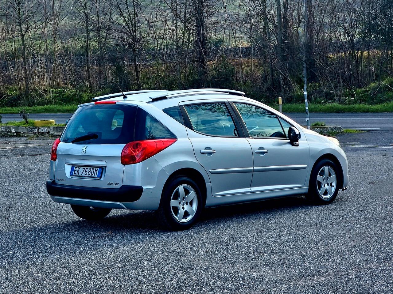 Peugeot 207 1.4 8V 75CV SW SPECIAL EDITION 2011-E5 NEO