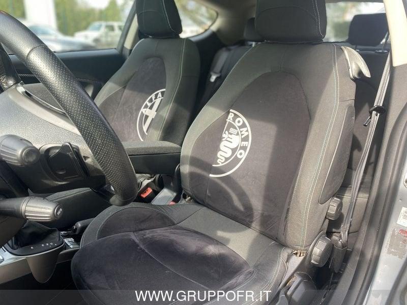 Alfa Romeo MiTo 1.4 T 135 CV M.air S&S TCT Distinctive Sport Pack