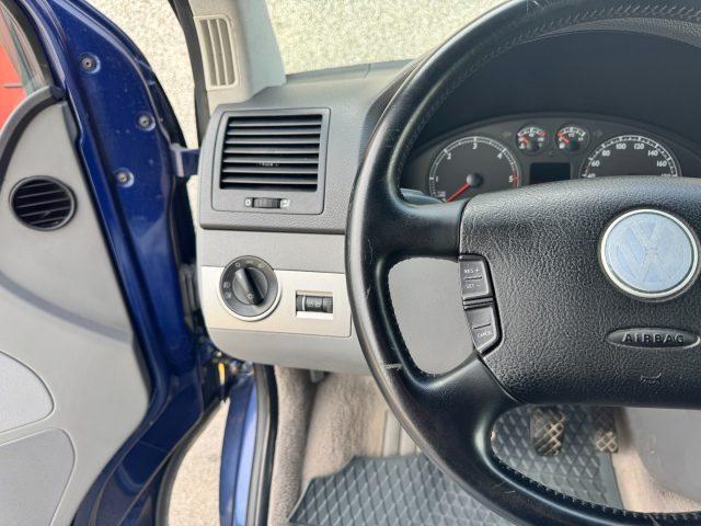 VOLKSWAGEN Multivan 2.5 TDI/174CV Comfortline 7 POSTI